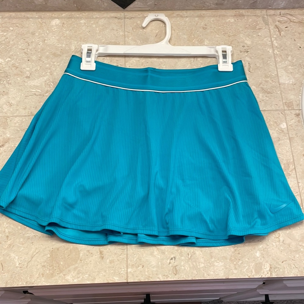 Teal Nike tennis skirt